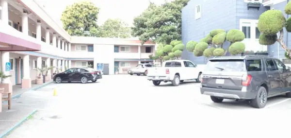 Town House Motel 9